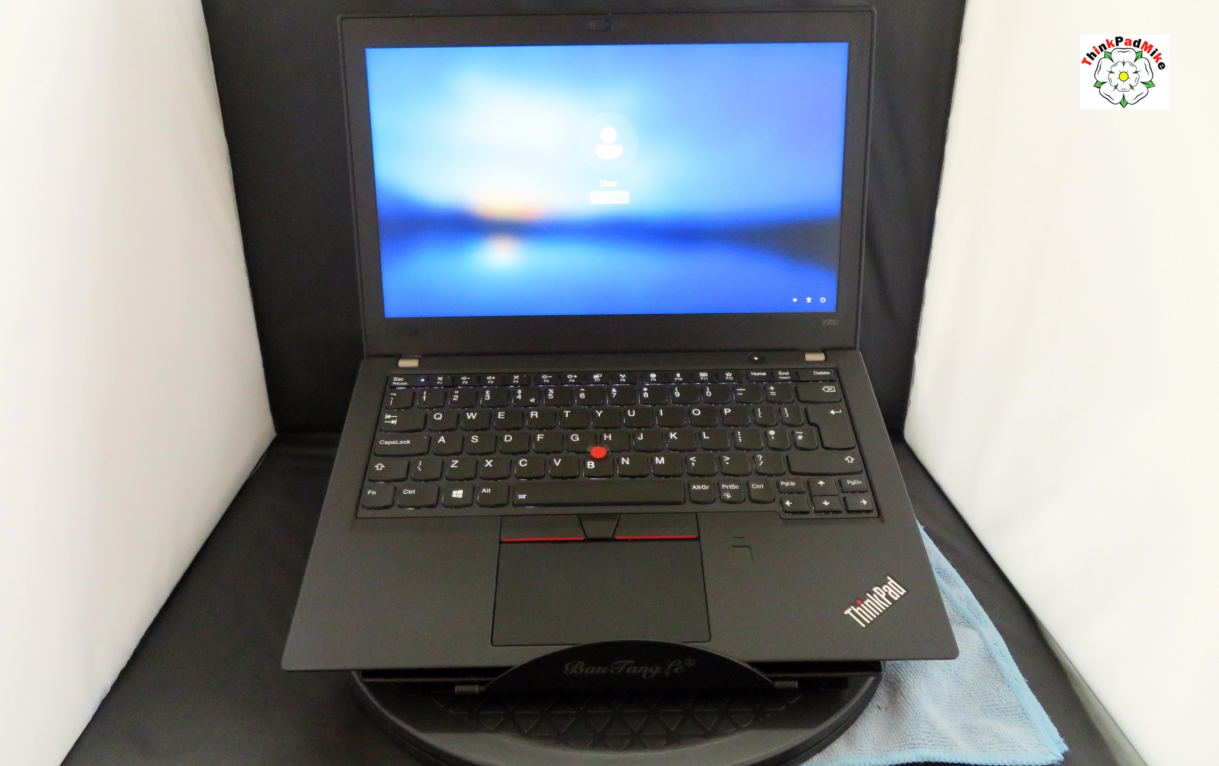 Lenovo ThinkPad x280 i7 8550U 1.8Ghz 8GB RAM 250GB SSD IPS FHD