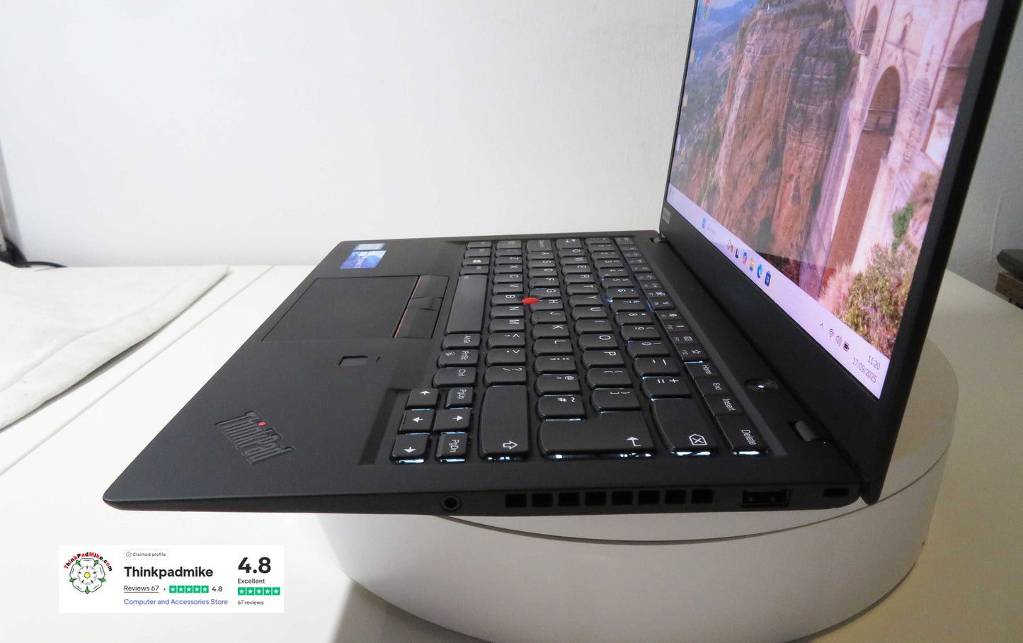 Lenovo ThinkPad x1 Carbon 6th Gen i7 8550U 1.8Ghz 16GB RAM 512GB SSD IPS WQHD Screen B\LKB (1203)