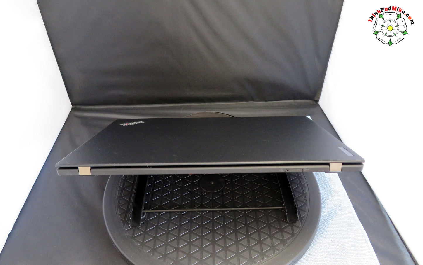 Lenovo ThinkPad x1 Carbon 5th Gen i7 7500U 2.7Ghz 8GB RAM 256GB SSD IPS Screen B\LKB (792)