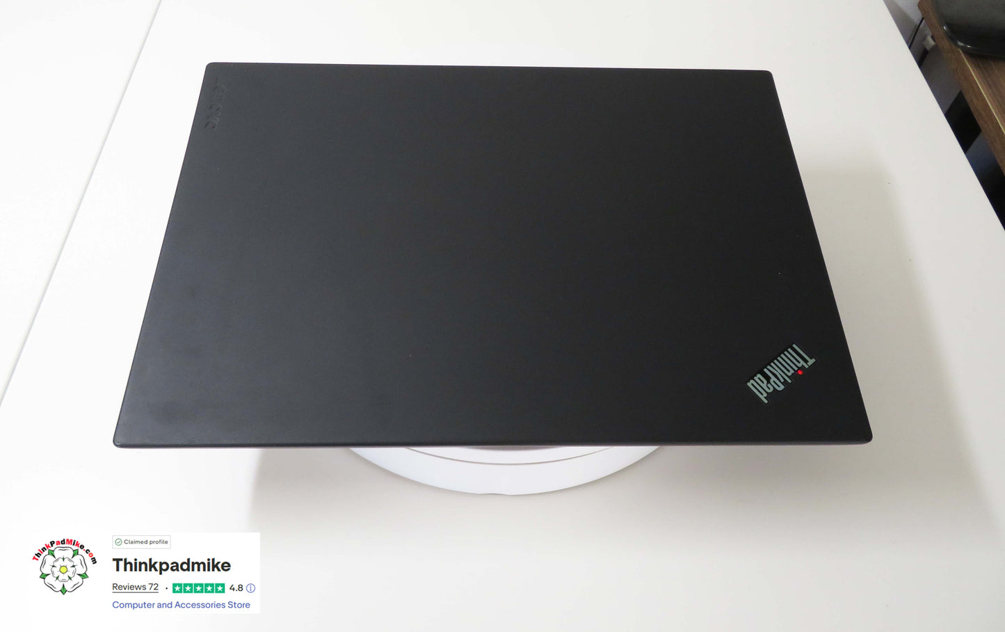 ThinkPad T480 lid exterior with Lenovo logo