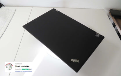 Lenovo ThinkPad P52 i7 *6 CORE* 8850H 2.6Ghz 32GB RAM 512GB SSD IPS B\L KB NVIDIA P1000 (1275)