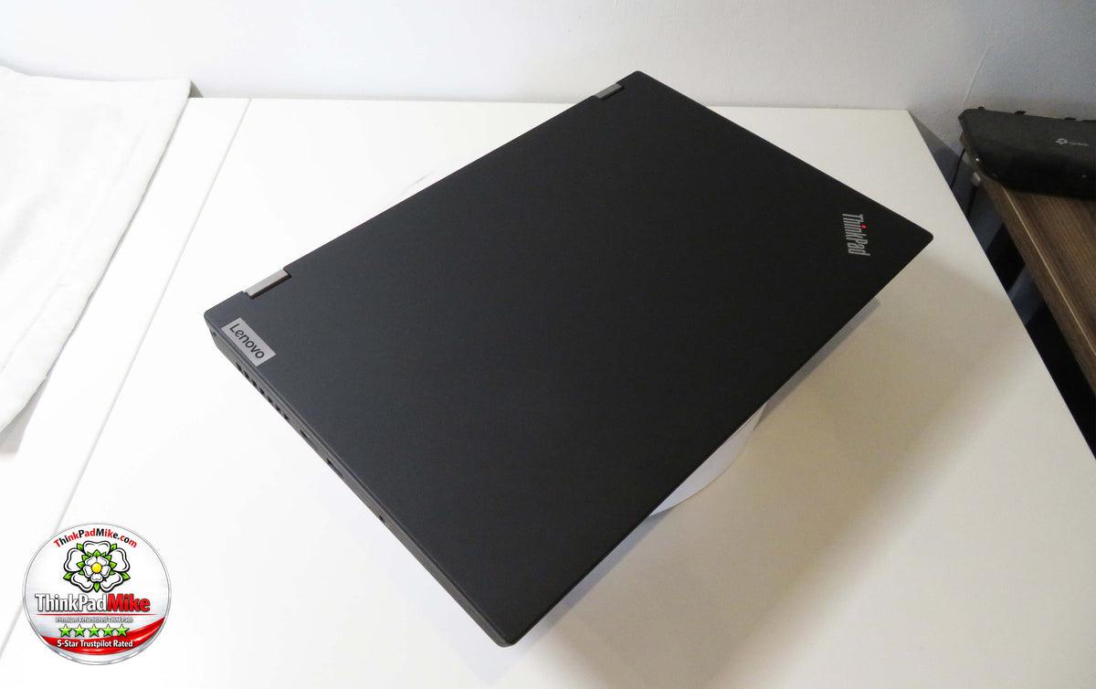 Lenovo ThinkPad P15 i7 11850H *8 CORE* 32GB RAM 512GB SSD UHD NVIDIA T1200 (1400)