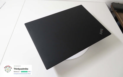 ThinkPad T480 lid exterior with Lenovo logo