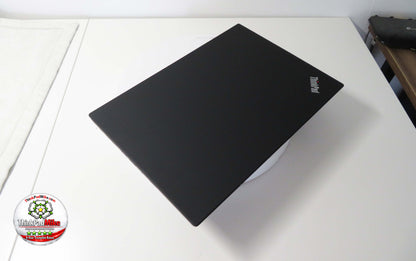 Lenovo ThinkPad P14s AMD Ryzen 7 Pro 8 Core 16GB RAM 256GB SSD IPS Screen (1372)