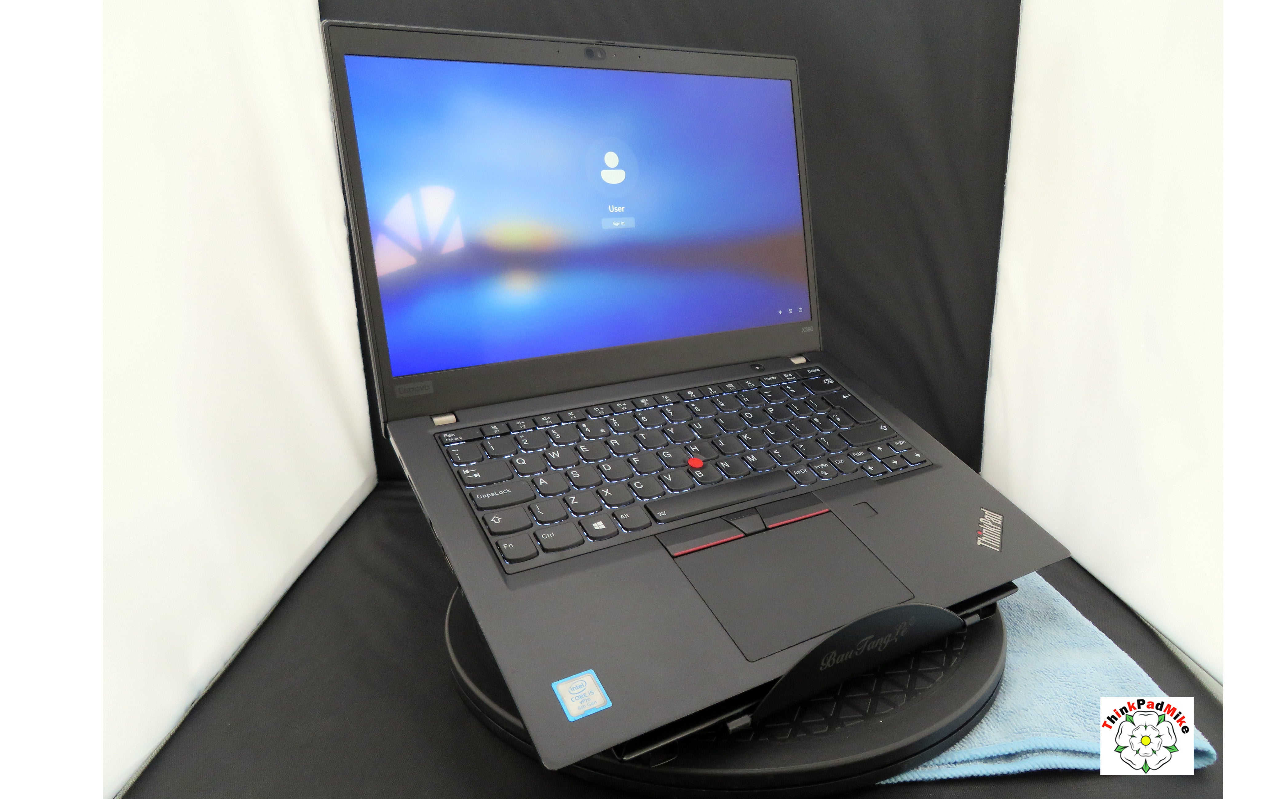 Lenovo ThinkPad x390 i5 1.6Ghz 8365U 16GB RAM 256GB SSD IPS TOUCH Screen B\L KB (827)
