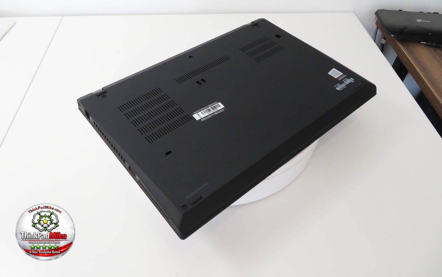 Lenovo ThinkPad P14s i7 10510U 16GB RAM 256GB SSD IPS SCREEN B\L KB (1383)