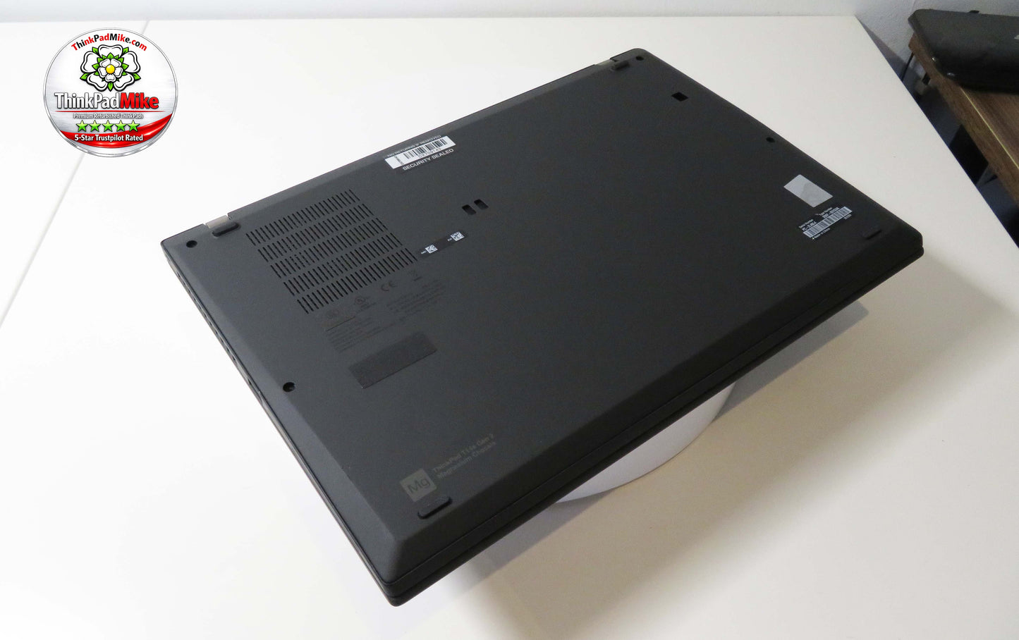 Lenovo ThinkPad T14s AMD Ryzen 7 Pro 8 Core 16GB RAM 512GB SSD IPS WWAN 5g (1346)
