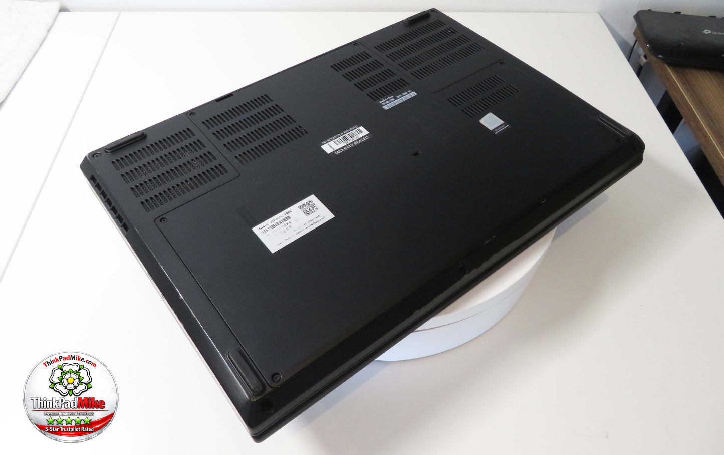 Lenovo ThinkPad P53 i7 *6 CORE* 9750H 2.6Ghz 32GB RAM 256GB + 512GB IPS B\L KB NVIDIA T2000 (1343)