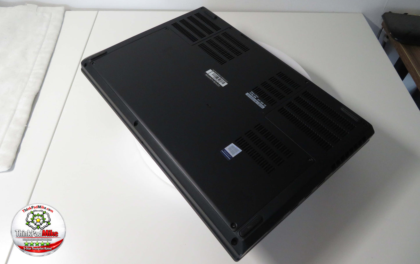 Lenovo ThinkPad P53 i7 *6 CORE* 9850H 2.6Ghz 32GB RAM 512GB + 256GB IPS B\L KB NVIDIA T1000 (1353)