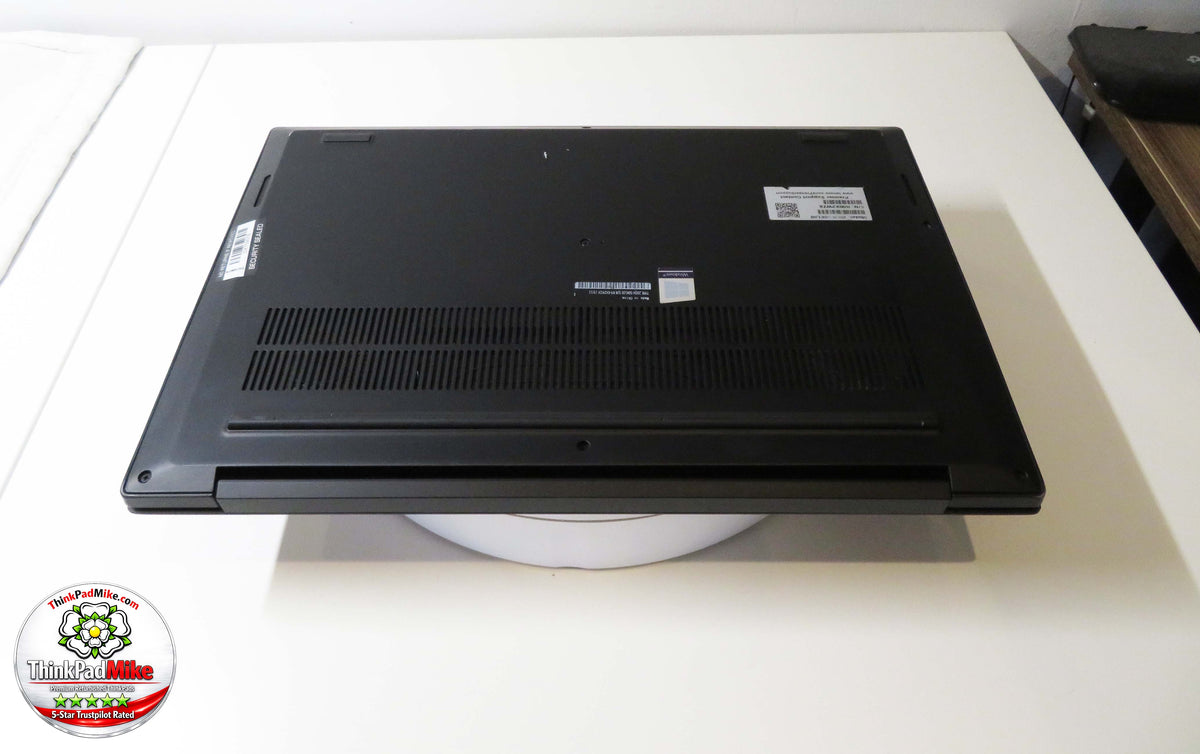 Lenovo ThinkPad x1 Extreme i7 *6 CORE* 9850H 32GB RAM 512GB SSD IPS UHD NVIDIA GTX 1650 (1403)