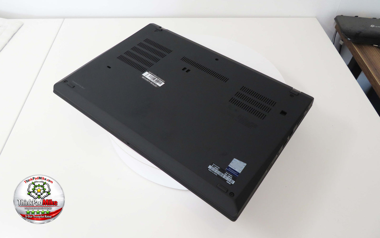 Lenovo ThinkPad P14s i7 10510U 16GB RAM 256GB SSD IPS SCREEN B\L KB (1383)