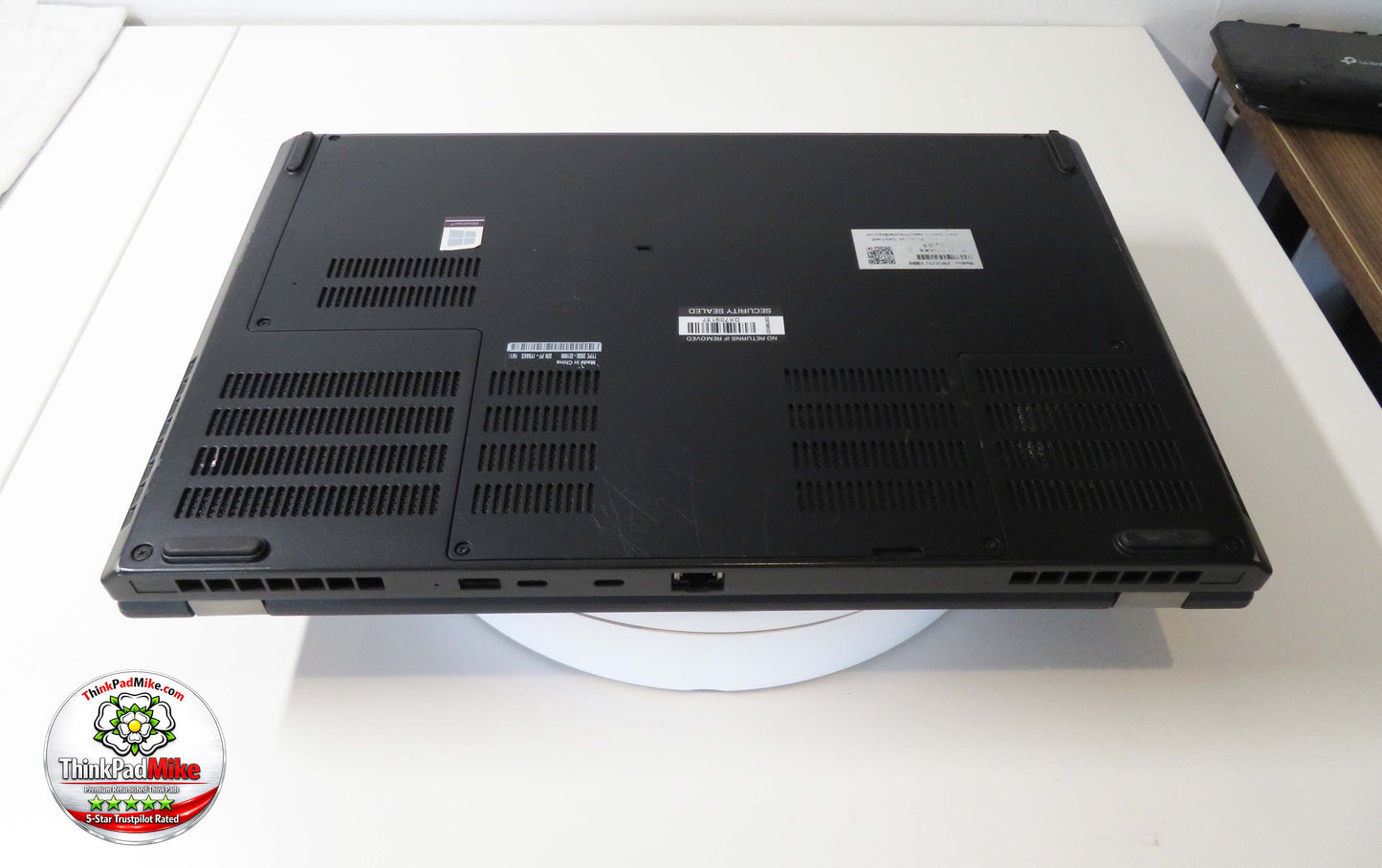 Lenovo ThinkPad P53 i7 *6 CORE* 9750H 2.6Ghz 32GB RAM 256GB + 512GB IPS B\L KB NVIDIA T2000 (1343)