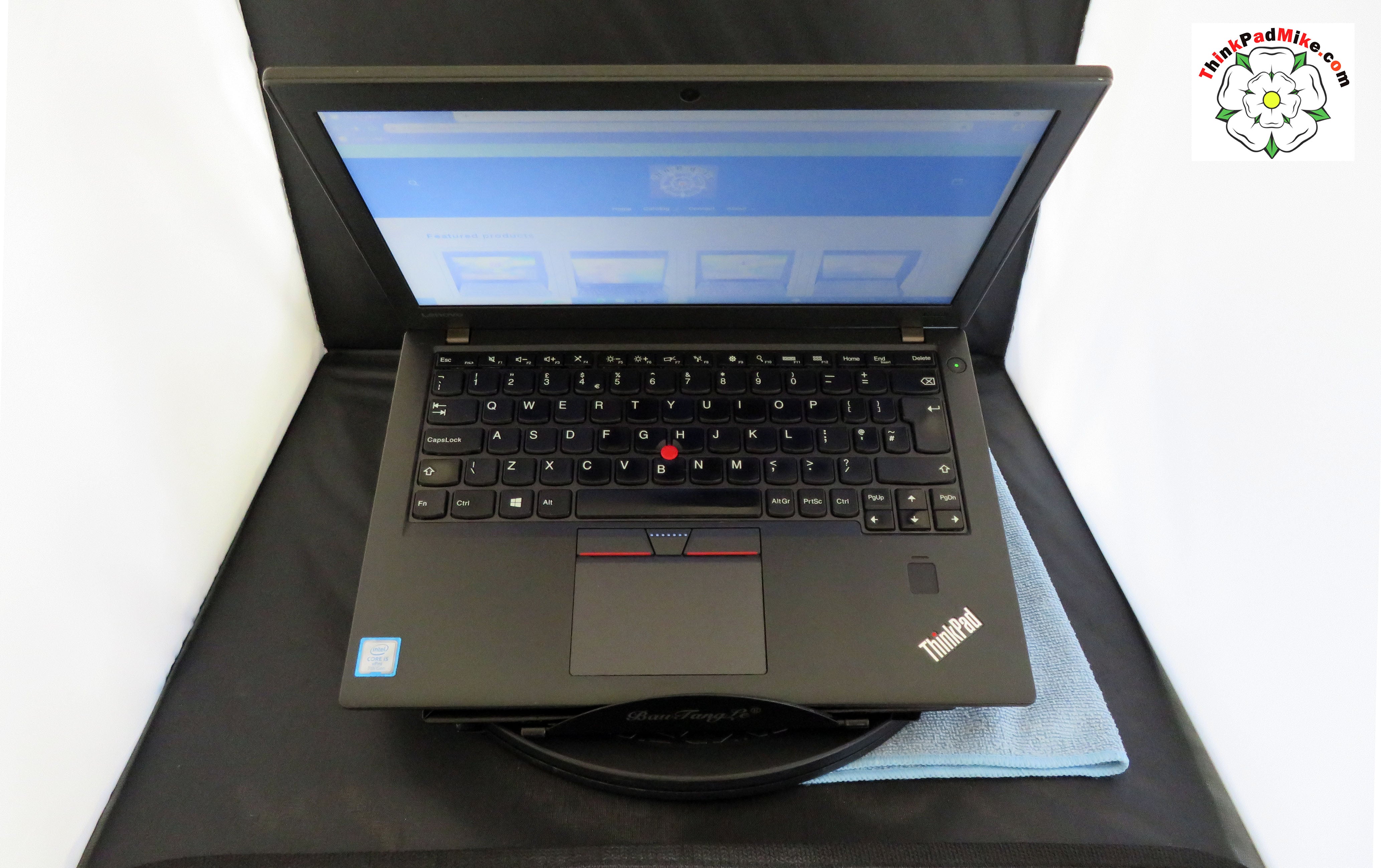 Lenovo ThinkPad x270 i5 7300U 2.6Ghz 8GB RAM 256GB SSD 2 BATTERIES