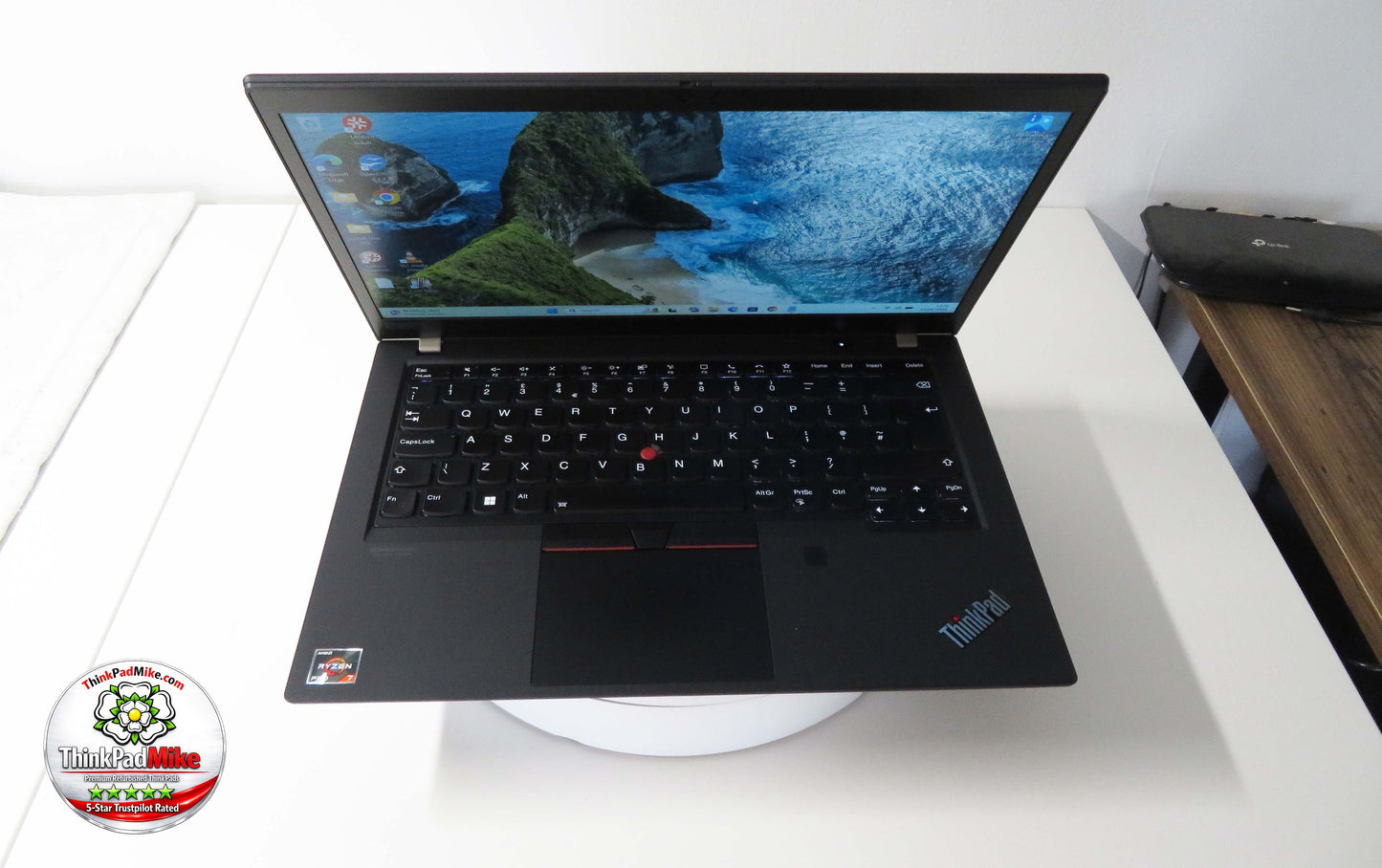 Lenovo ThinkPad T14 AMD Ryzen 7 Pro 8 CORE 32GB RAM 512GB SSD IPS FHD SCREEN B\LKB (1350)