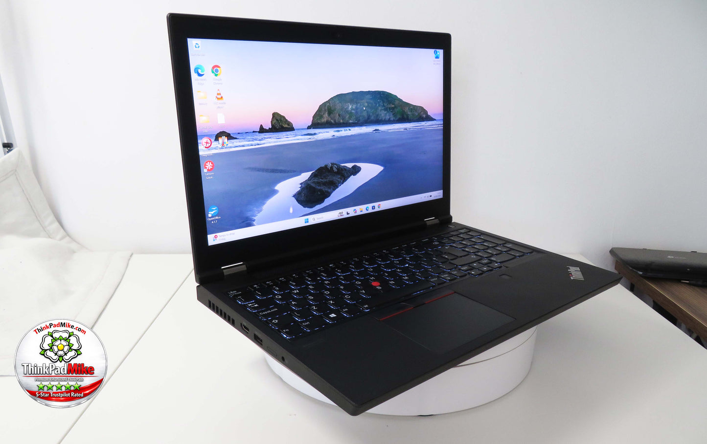 Lenovo ThinkPad P15 i7 11850H *8 CORE* 32GB RAM 512GB SSD UHD NVIDIA T1200 (1375)