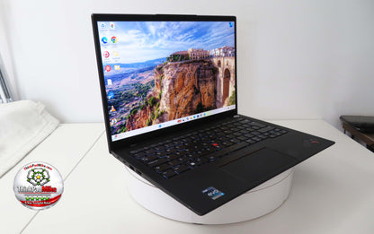 Lenovo ThinkPad X1 Carbon Gen 10 i7-1260P 16GB RAM 256GB SSD 14" OLED (1386)