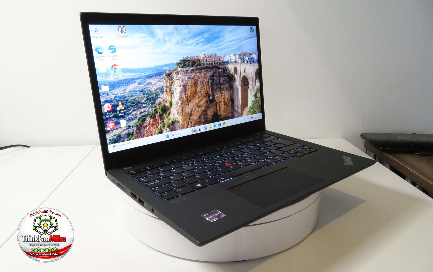 Lenovo ThinkPad T14s AMD Ryzen 7 Pro 8 Core 16GB RAM 512GB SSD IPS WWAN 5g (1346)