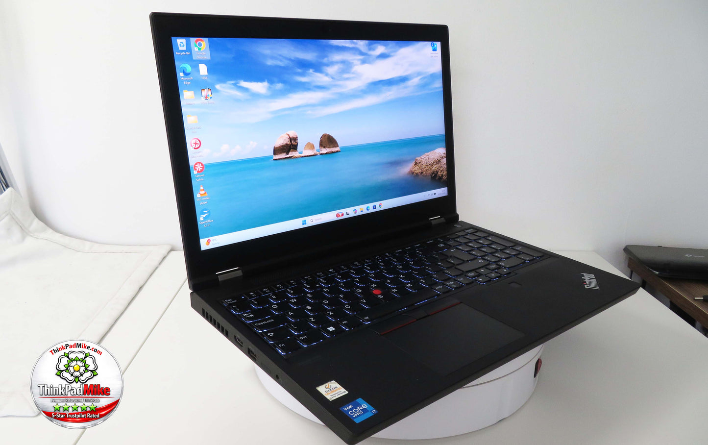 Lenovo ThinkPad P15 i7 11850H *8 CORE* 64GB RAM 512GB SSD UHD NVIDIA T1200 (1363)