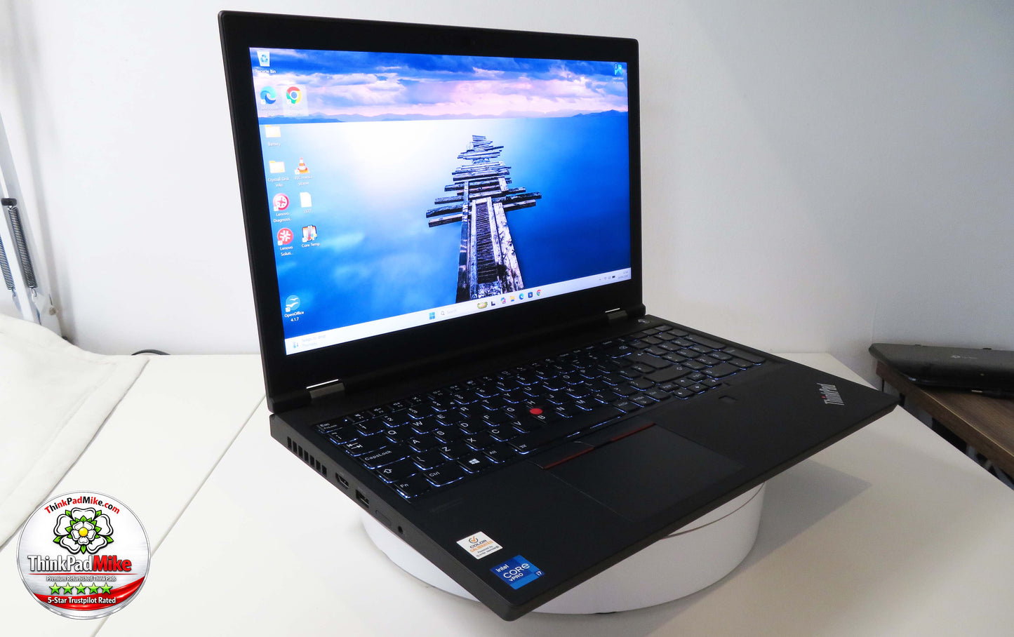Lenovo ThinkPad P15 i7 11850H *8 CORE* 32GB RAM 512GB SSD UHD NVIDIA T1200 (1377)