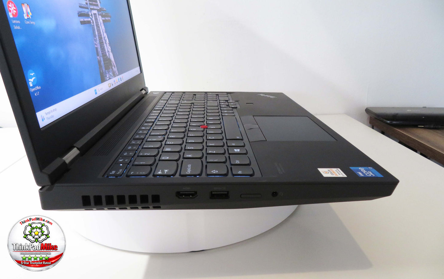 Lenovo ThinkPad P15 i7 11850H *8 CORE* 32GB RAM 512GB SSD UHD NVIDIA T1200 (1377)