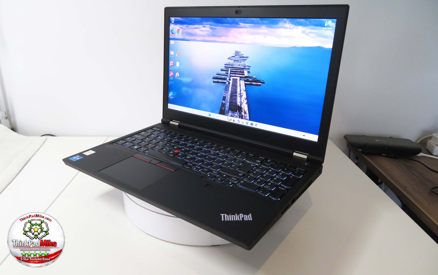 Lenovo ThinkPad P15 i7 11850H *8 CORE* 32GB RAM 512GB SSD UHD NVIDIA T1200 (1377)