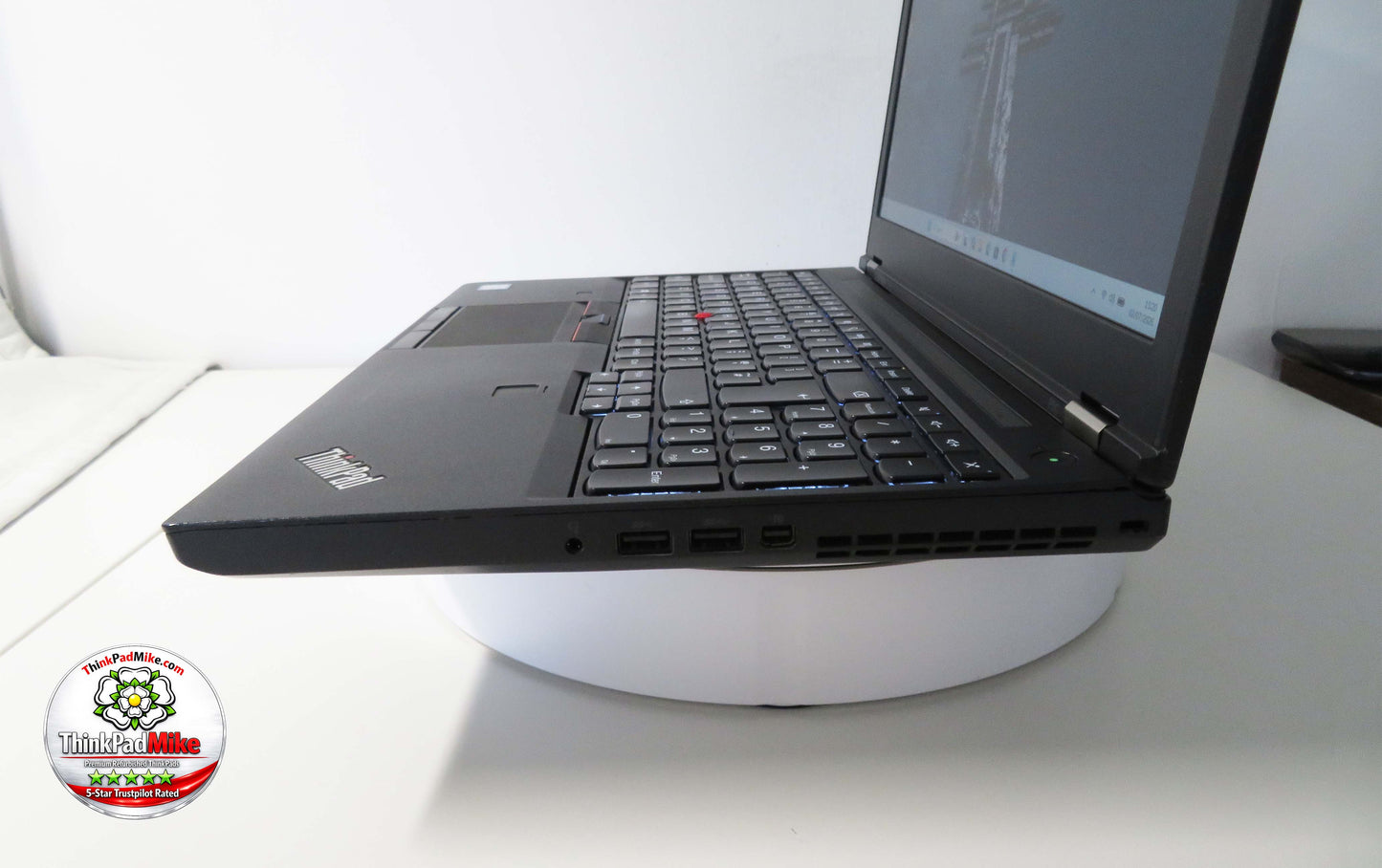 Lenovo ThinkPad P50 i7 6820HQ 40GB RAM 512GB SSD IPS NVIDIA M1000M (1360)