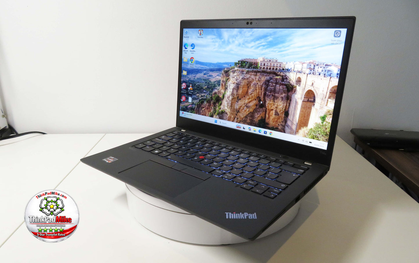 Lenovo ThinkPad T14s AMD Ryzen 7 Pro 8 Core 16GB RAM 512GB SSD IPS WWAN 5g (1346)