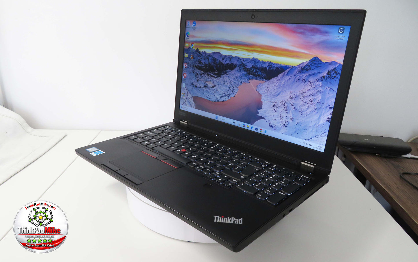 Lenovo ThinkPad P53 i7 *6 CORE* 9850H 2.6Ghz 64GB RAM 1TB SSD IPS B\L KB NVIDIA T1000 (1355)
